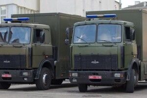 Знущання омонівців над білорусами зняли на відео