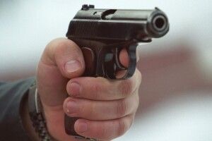 На Волині пенсіонер влаштував стрілянину в магазині
