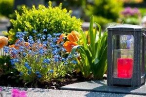 Поминальні дні після Великодня: коли і як відзначаємо