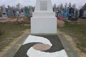 У волинському селі оновили братську могилу