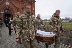 У Володимирі попрощались з 29-річним  Героєм Тарасом Марходеєм