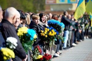 На Рівненщині поховали двох полеглих на війні побратимів