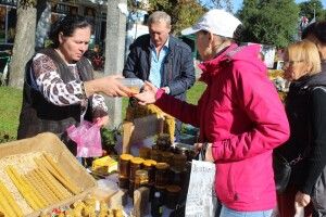 Як у Маневичах відгуло 16-е свято меду