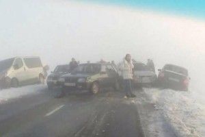 Через туман зіштовхнулися сім автівок