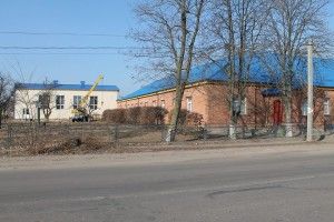 Седлище: у новому спортзалі уже шліфують підлогу