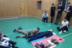 У Ковельському медколеджі вчилися зупиняти кровотечі в умовах бойових дій