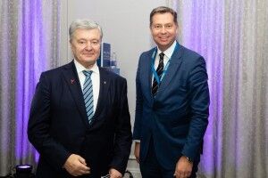 Петро Порошенко зустрівся з парламентським державним секретарем з питань внутрішніх справ Бундестагу ФРН Стефаном Майєром