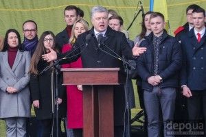 Мітинг Порошенка у Києві обійшовся одним затриманням і двома порваними плакатами