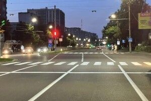Показали, як виглядає нова пластикова розмітка на дорогах Луцька