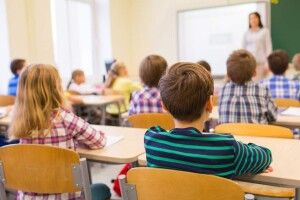 Погуляйко розповів чи є ймовірність, що 1 вересня волинські школярі сядуть за парти 