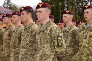 Сашко Положинський написав пісню для українських десантників