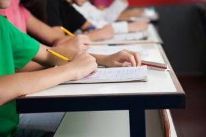 Сьогодні завершується основна сесія ЗНО