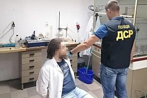 Завідувач університетської лабораторії варив метадон просто у навчальному корпусі (Фото)