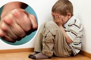 Вітчим побив хлопчика за пустощі в школі: чоловіка засудили