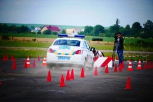 Найкраще в Україні «вишивають» службовими автомобілями рівненські поліцейські, другі — волиняни