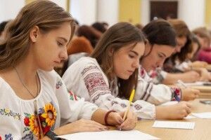 Радіодиктант національної єдності-2020. Де і коли його слухати?