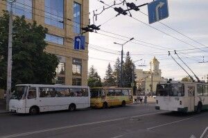 Усі тролейбуси і маршрутки Луцька вийшли на лінії, – радник мера