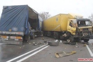 Біля Ківерець зіткнулися дві фури