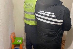 У Львові чоловік в присутності дітей забив до смерті молоду дружину