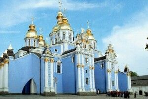 Політичні переслідування Петра Порошенка недопустимі – заява ПЦУ