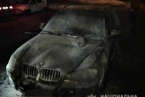У Луцьку палав «BMW-X5»: поліція з’ясовує обставини займання