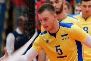 Українські солдати дивилися матчі збірної просто з передової, - Олег Плотницький