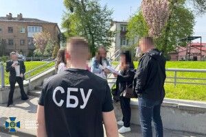 У Луцьку затримали адвокатку, яка організувала «схему для ухилянтів»