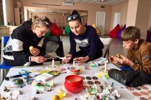 Молодь вчилася творити маленькі шедеври