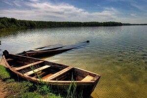 Рівень води падає: на Волині міліє легендарне озеро та більшість річок