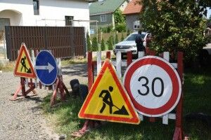 Через ями водії не хотіли їхати за маршрутом: у Луцькій громаді активно ремонтують дороги і вулиці