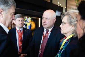 Петро Порошенко: проти очільника рпц кіріла будуть запроваджені санкції Євросоюзу