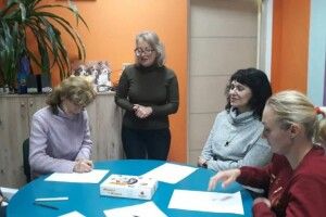 Волинським мамам розповіли про «відповідальне батьківство»