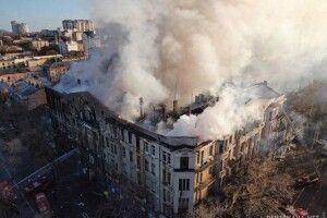 Після пожежі в одеському коледжі 8 людей вважаються зниклими безвісти