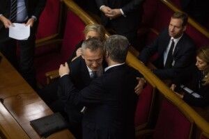Настав час вибороти ПДЧ, – Порошенко тепло зустрівся із Столтенбергом