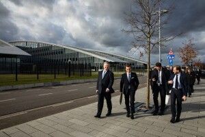 «Фінансова допомога ЄС до 2027 року»: Порошенко у Брюсселі шукав підтримки для України