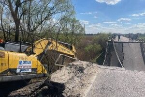 Назвали причину обвалу мосту на трасі Львів-Луцьк