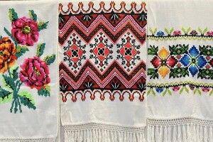 Історія в кожній нитці: подружжя з Волині подарувало музею родинні скарби