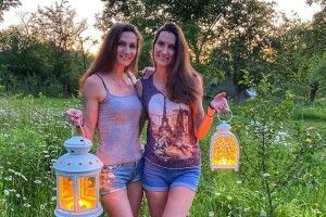 Сестри Трач: «З Україною весь світ — віримо в перемогу!» (Відео)
