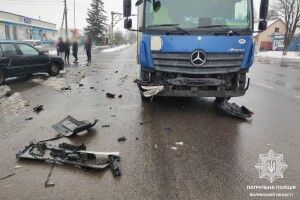 Ефект доміно: на Волині зіткнулись три автівки