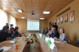 Проблему обміління волинських озер обговорювали чиновники та науковці