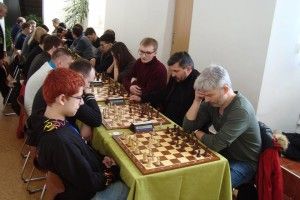 Неподалік Луцького замку коні наступали на короля