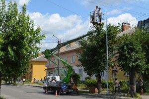 У центрі Ковелі завершують повне оновлення освітлення