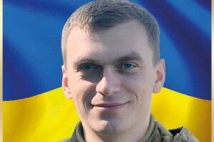 Скорботний кортеж прибуде у понеділок: на Рівненщині просять коридорорм слави зустріти молодого Захисника