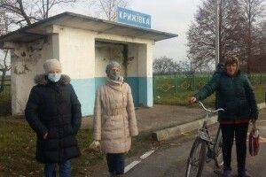 До трьох волинських сіл вже рік не ходить автобус 