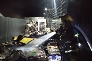 У Горохові опівночі горів мінімаркет: подробиці (Фото)