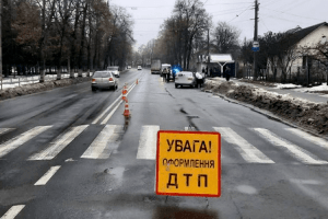 Дитина, яку у Луцьку збила машина – у штучній комі