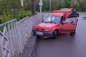 У Луцьку п’яний водій ледь не скоїв ДТП, його зупинив небайдужий керманич (Фото)