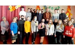 Жидичинські школярі дізналися про монументальну шевченкіану від Руслана Теліпського