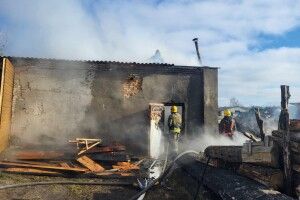 Минулої доби волинські рятувальники тричі виїжджали на пожежі
