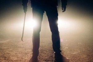 Волинянин металевим гачком та дерев’яним поліном побив екс-тещу